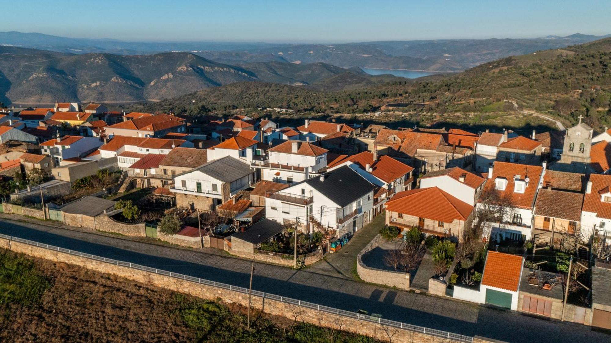 Casa D'Amendoa Pensionat Felgar Exteriör bild